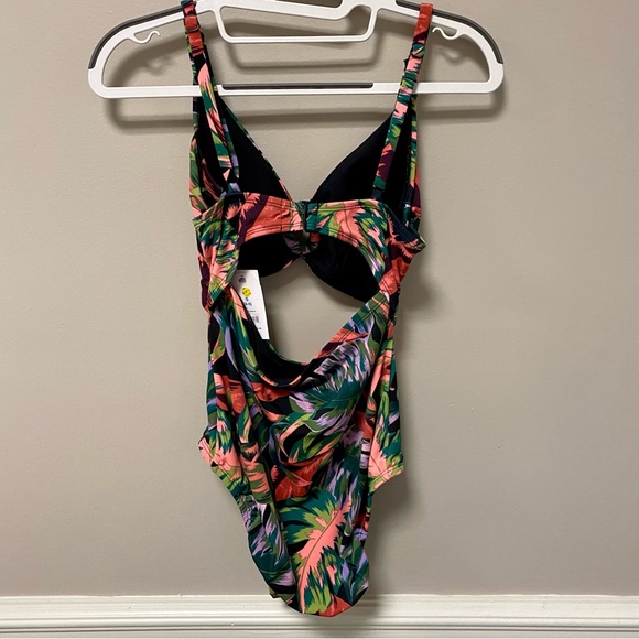 Time & Tru Jungle Print Swimsuit 🩱 Sz S (4-6) NWT One Piece - Picture 5 of 7